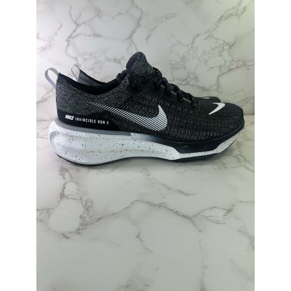 Nike Men's ZoomX Invincible Run 3 Lace Up Sneakers Black/White Size 9 DR2615 002 - Picture 5 of 7